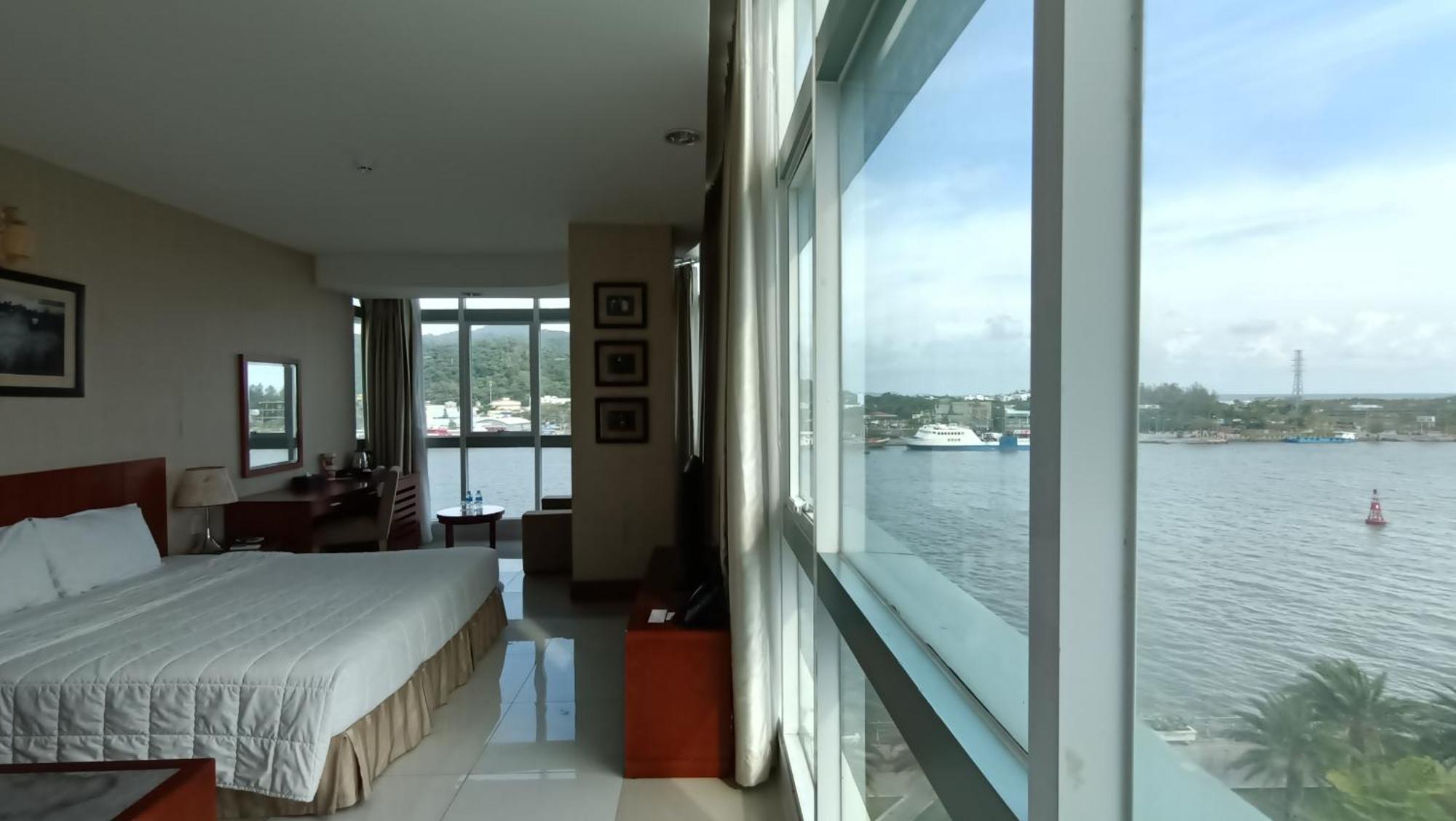 ริเวอร์ โฮเต็ล ฮาเตียน Hotel ภายนอก รูปภาพ