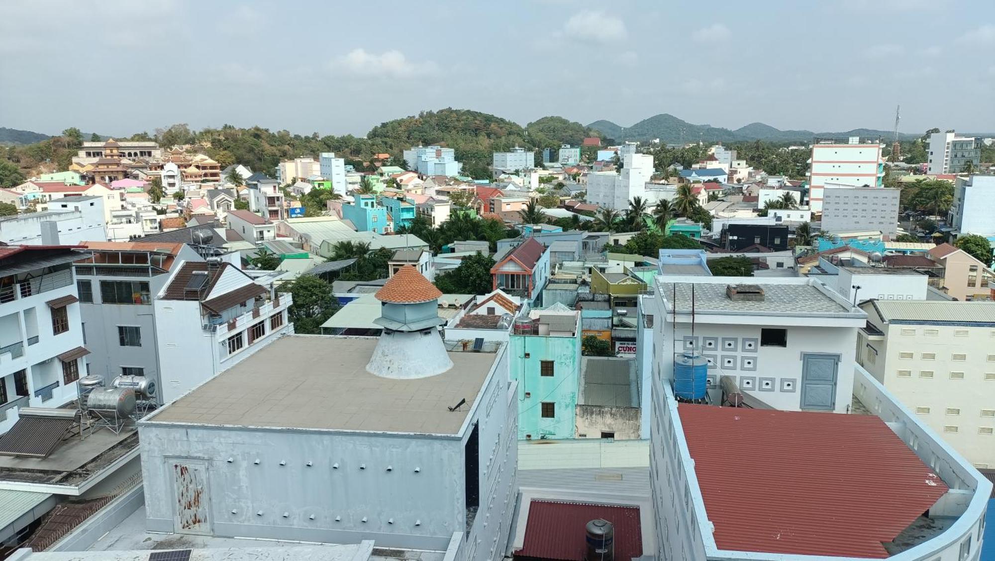 ริเวอร์ โฮเต็ล ฮาเตียน Hotel ภายนอก รูปภาพ