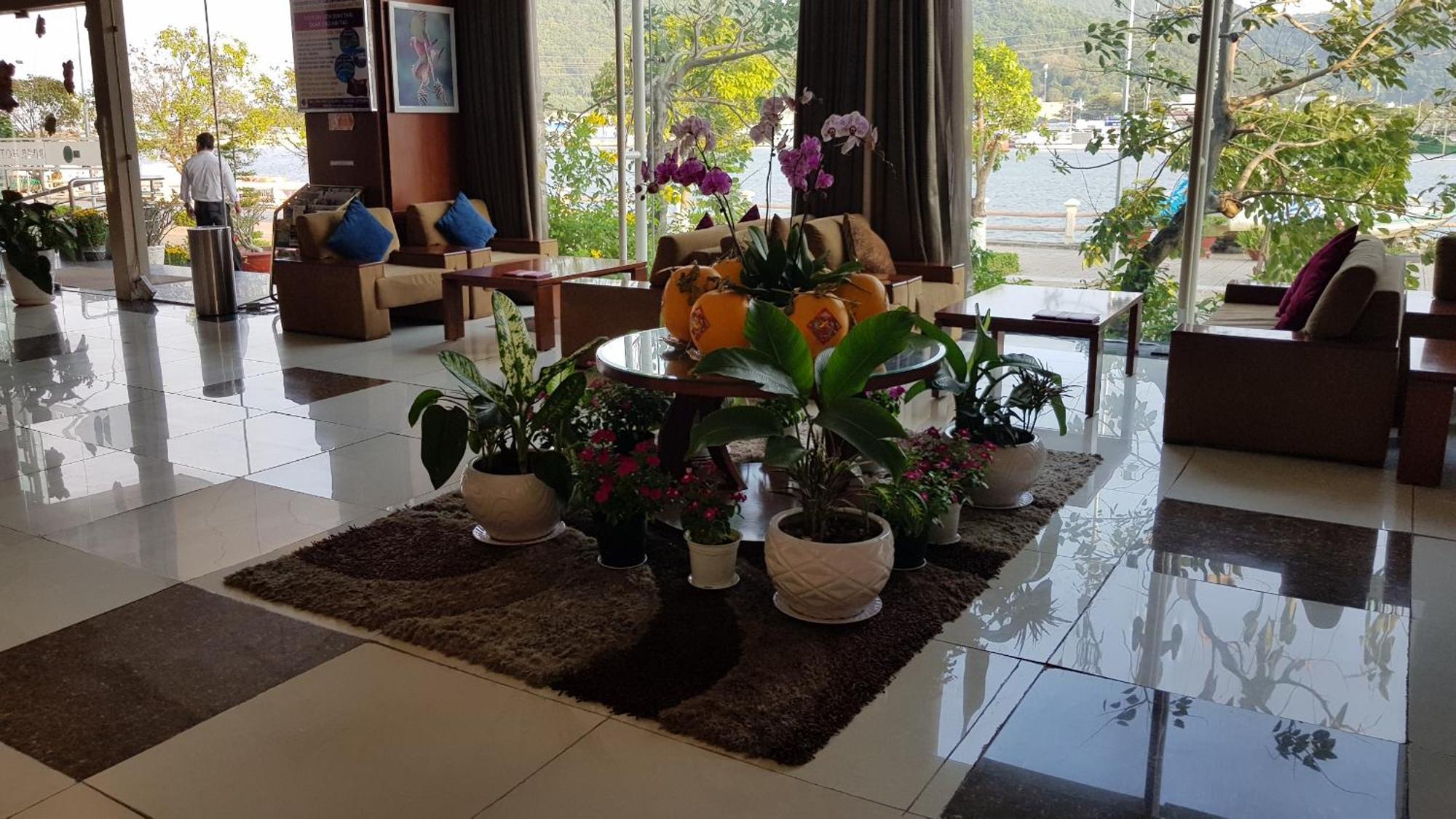 ริเวอร์ โฮเต็ล ฮาเตียน Hotel ภายนอก รูปภาพ